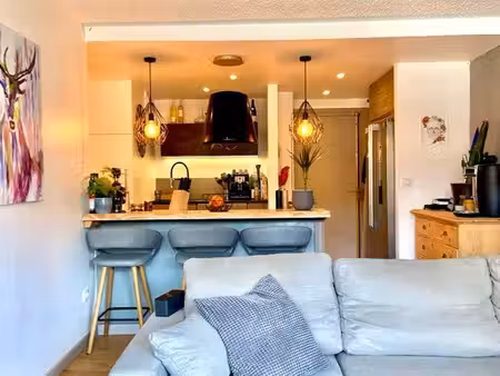 superbe t2 à deux pas du centre