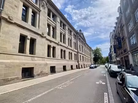 parking 17 m² strasbourg