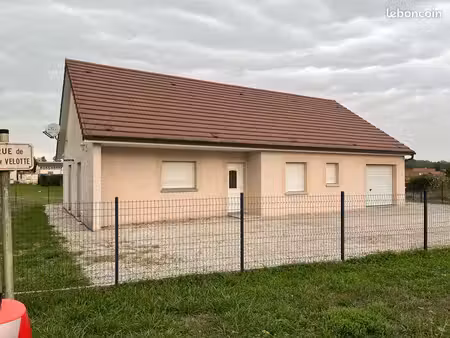 maison à louer f4
