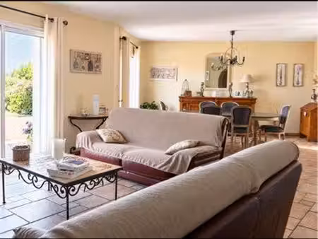 maison familiale 150 m² – piscine – 4 chambres – terrain 1 000 m²