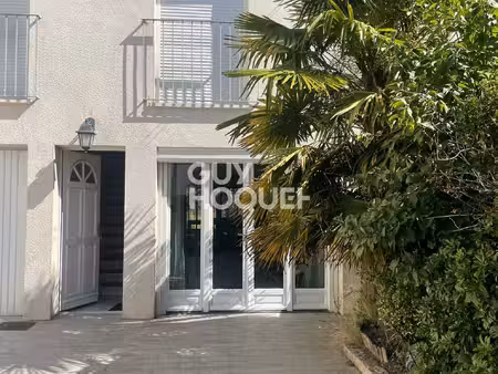 maison à vendre de 7 pièces de 104 m²