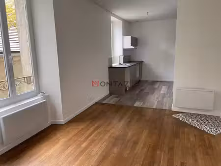 à louer appartement 3 pièces en duplex beton-bazoches (7