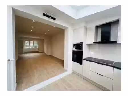 maison à louer à jozef springaelstraat 24 lot (vbe64073)