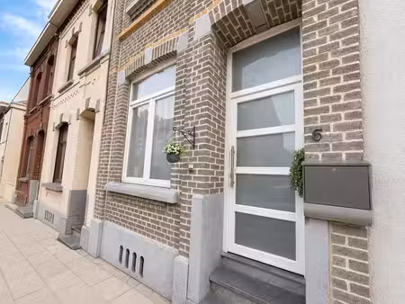 superbe maison renovee/achat garage possible en plus !
