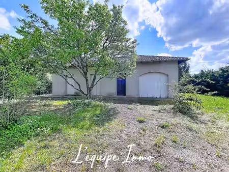 maison t4 de plain pied d'environ 104 m2 sur 850m2