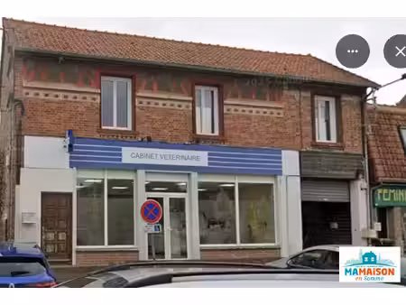 immeuble de rapport avec surface commerciale prochainement vacan