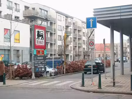 emplacement parking proximité métro