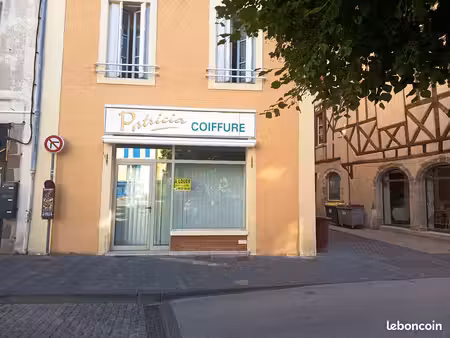 a louer .local commercial 30 m2