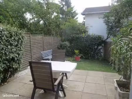 location à l'année_studio meublé 30m2 avec jardins  200m lajarrige