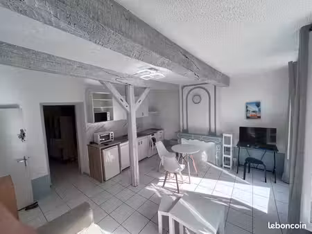 loue appartement meublé t2