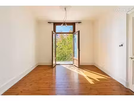 appartement traversant 3 pièces – 43 m² – chorier-berriat