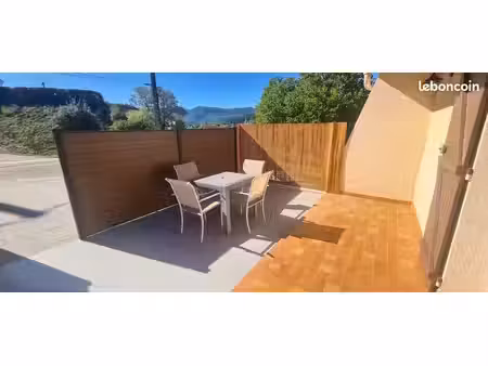 grand t2 de 50 m2
