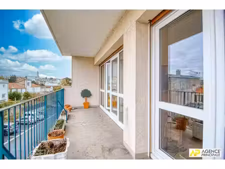 le chesnay rocquencourt appartement 4 pièces de 93.67 m² carrez situé au 2e étage avec asc