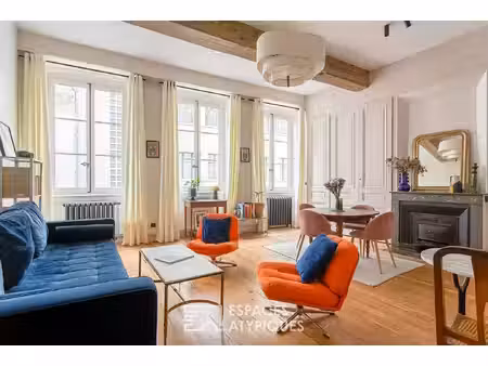 magnifique appartement bourgeois entièrement rénové dans le quartier grôlée