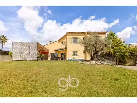 maison t5 | 200 m2  piscine  terrain 2700 m2 | entre-vignes