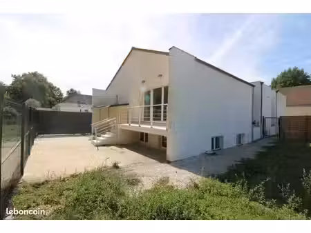 appartement 3 pièces 75 m²