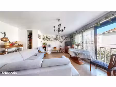 appartement 2 pièces 56 m²