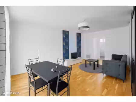 maison de ville 50 m² + 16 m² d’extérieurs / secteur bagatelle