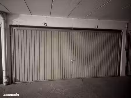 location box double proche de gare du nord