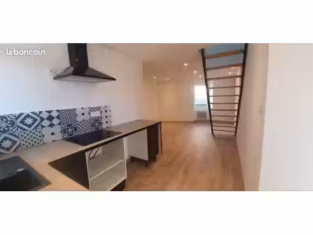 t2 avec bureau en duplex centre ville