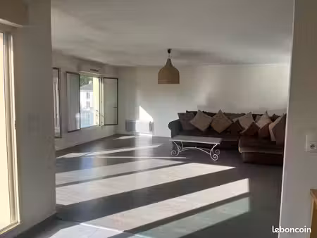 4 pièces à louer