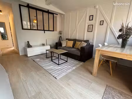 appartement t1 à louer  avec petit extérieur
