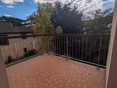 t3 hyper centre/ terrasse/ cave/ garage