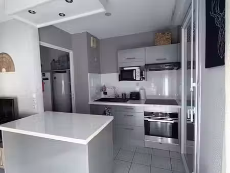 loue t2 meublé