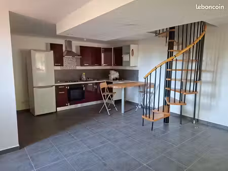 loue maison type t3 arles quartier gimeaux
