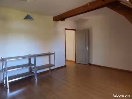 maison familiale de 120 m² en parfait état avec cour – villefranche-d'allier