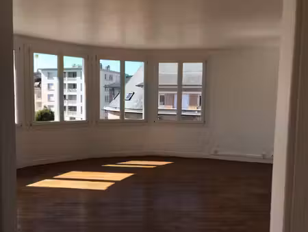 a louer centre ville bel appartement de type f3 de 90 m²