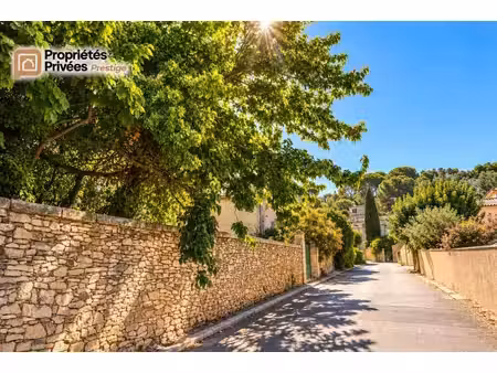 nîmes sud en vaunage : demeure vigneronne du xix siècle de 340 m²  parc clos et 450 m² de.