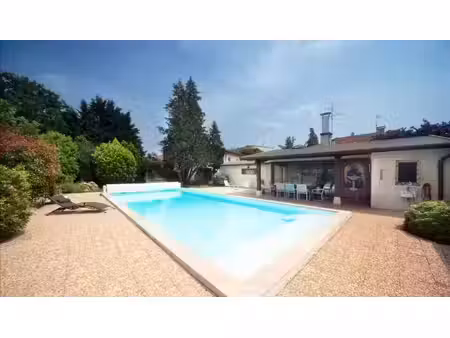 maison rénovée 185 m2-terrain 1725m2-piscine 12* 5-pool house 50m2-