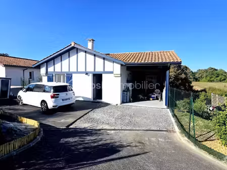 maison de 105 m² à urcuit