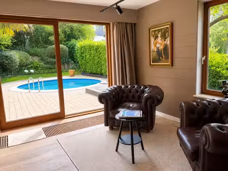 maison 3 façades 269 m²  4 ch faire offre à p.de 695.000€