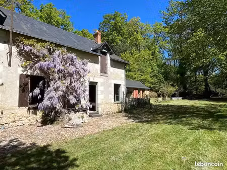 propriété boisée de 9 92 ha avec maison et dépendances