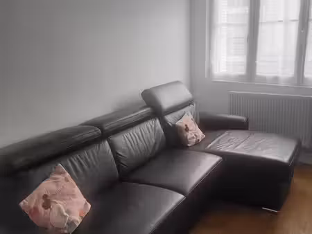 tres joli appartement meublé
