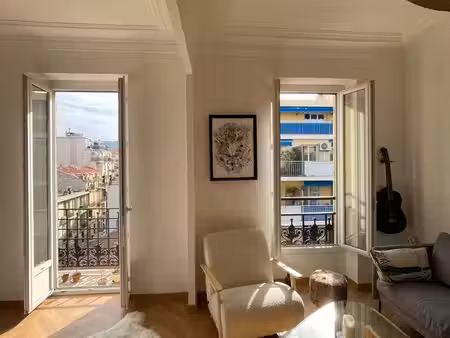 superbe 2p meublé – quartier libération – balcon – dernier étage