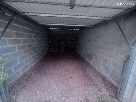 garage à loué