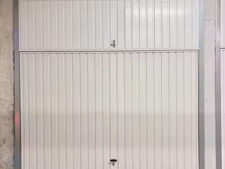 box premium – stockage et stationnement – marseille 13012