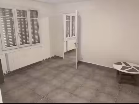 location appartement 2 pièces 37 m² à grenoble (38000)  550 €