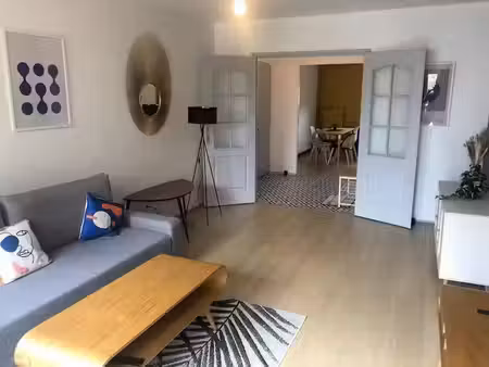 location meublée appartement 5 pièces 99 m² à nancy (54000)  460 €