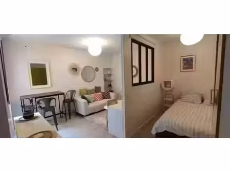 location meublée appartement 1 pièce 27 m² à paris 18ème (75018)  950 €