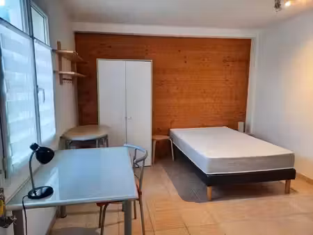 location meublée maison 2 pièces 17 m² à tours (37000)  480 €