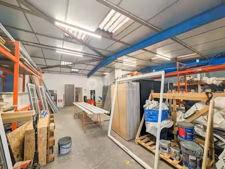 location local d’activités taden 22100 240m²