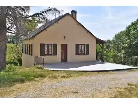 maison archignac 3 pièce(s) 70 m2