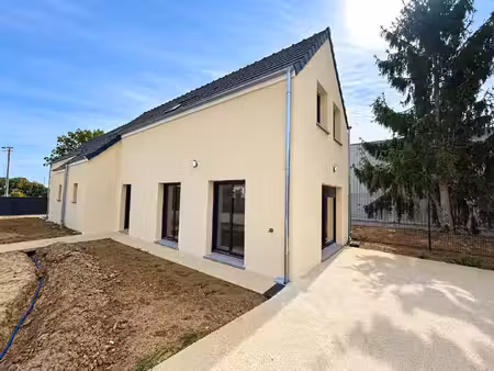location maison 3 pièces 93 m² à maffliers (95560)