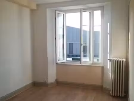 appartement f2 quartier vieille ville cours léopold