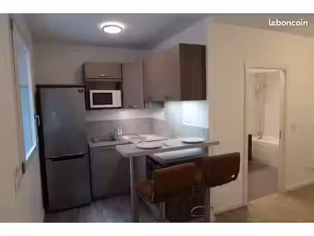 appartement 2 pièces de 34m² meublé - puteaux centre