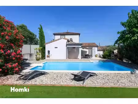 villa 4 pièces de 100m² avec piscine piscine et garage sur quissac